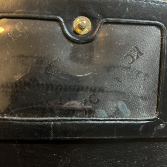 Vintage Kenneth Cole Wallet - Picture 5 of 9